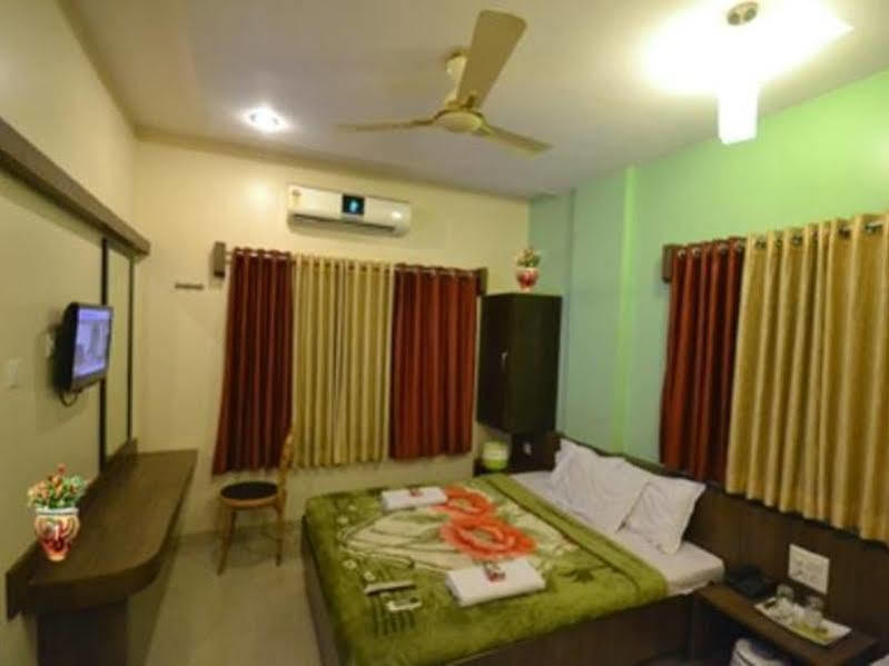 Sai Palkhi Hotel Shirdi Luaran gambar